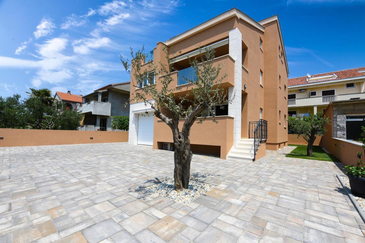 Apartment Matea Zadar Bagian luar foto