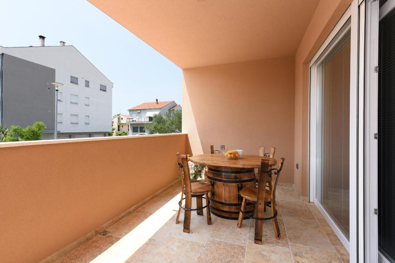 Apartment Matea Zadar Bagian luar foto