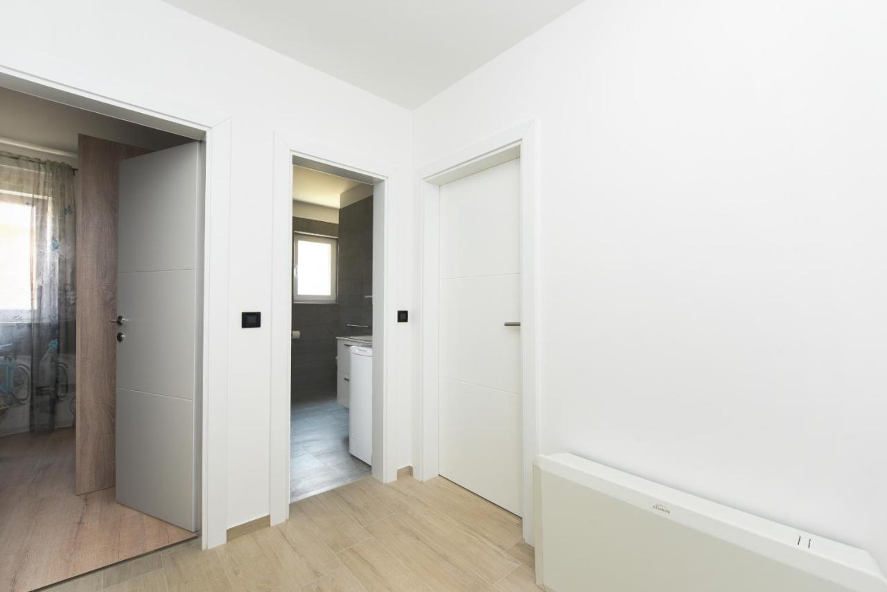 Apartment Matea Zadar Bagian luar foto