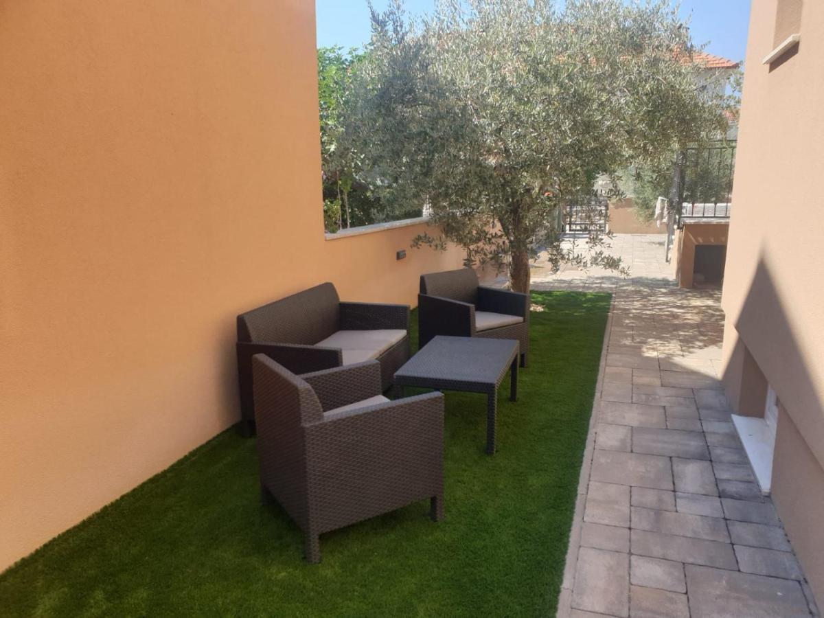 Apartment Matea Zadar Bagian luar foto